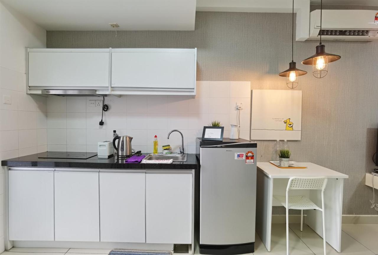 2 Bedroom Apartment - Mycribkl Neocyber Cyberjaya Exterior photo